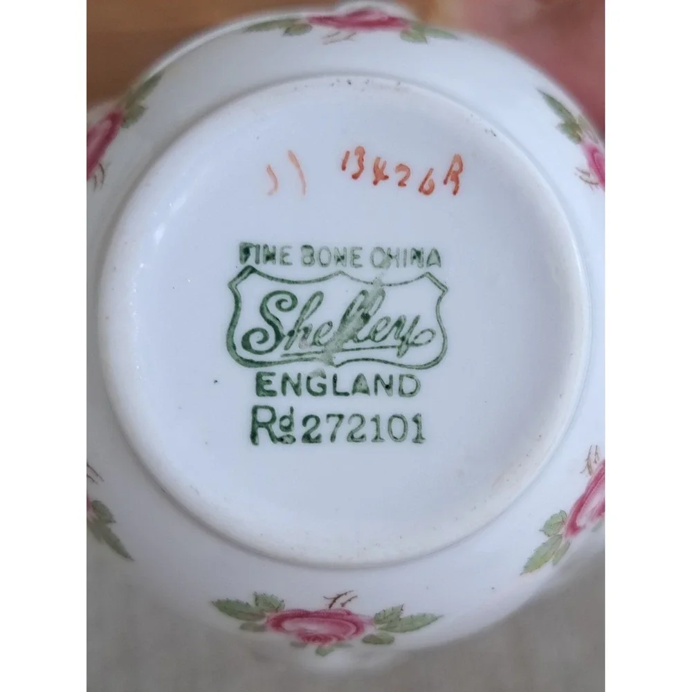 VTG Shelley Rosebud England Fine Bone China Teacup And Sauser